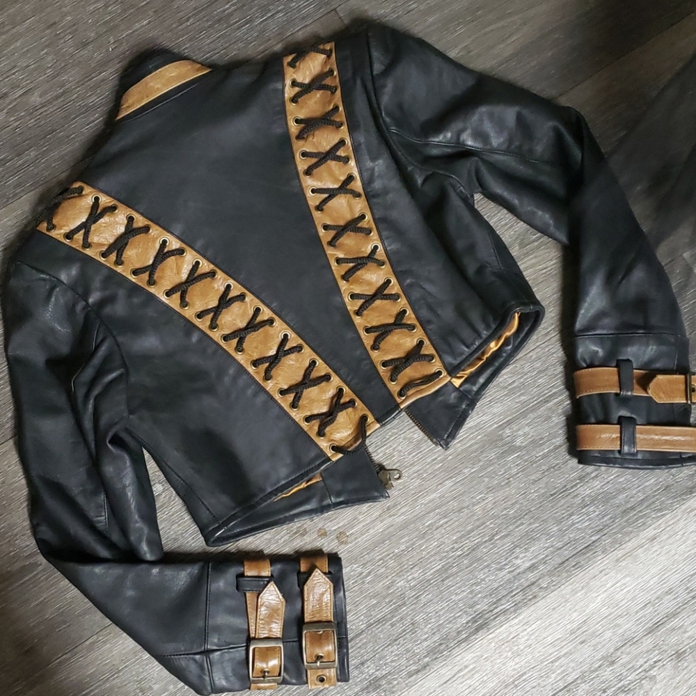 Cropped Leather Jacket